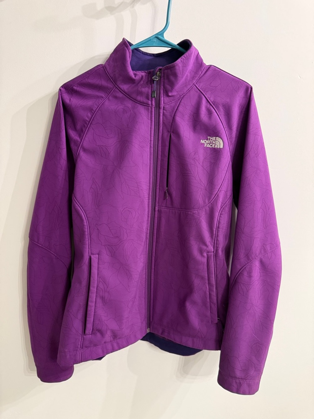 The North Face Vibrant Purple Women's Zip Jacket